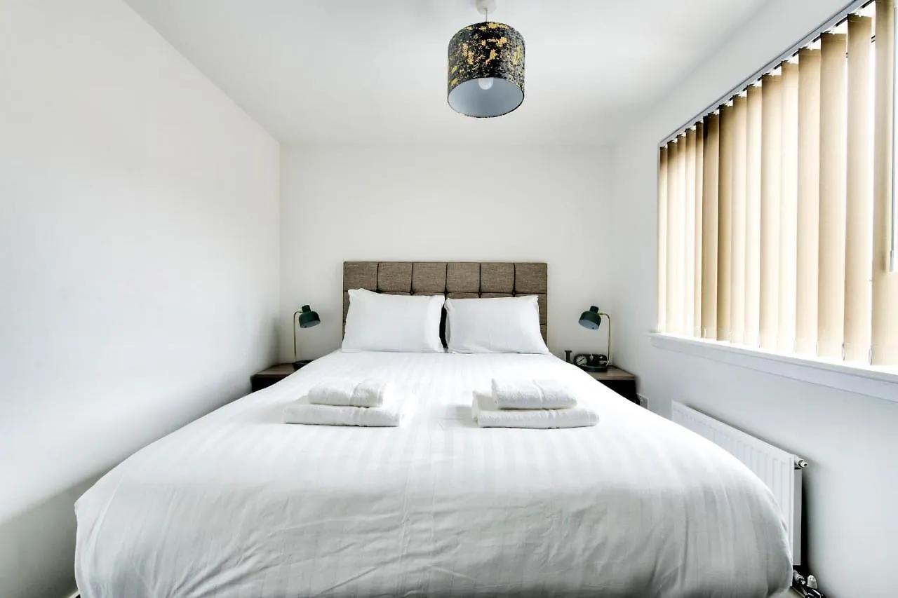 Holiday home Guestready - Serene 2Br Home W Yard & Parking - Sleeps Up To 6 Edinburgh United Kingdom